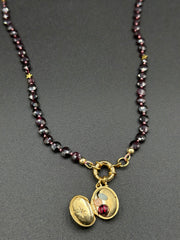Collier Give me love en grenat Hope & Memories